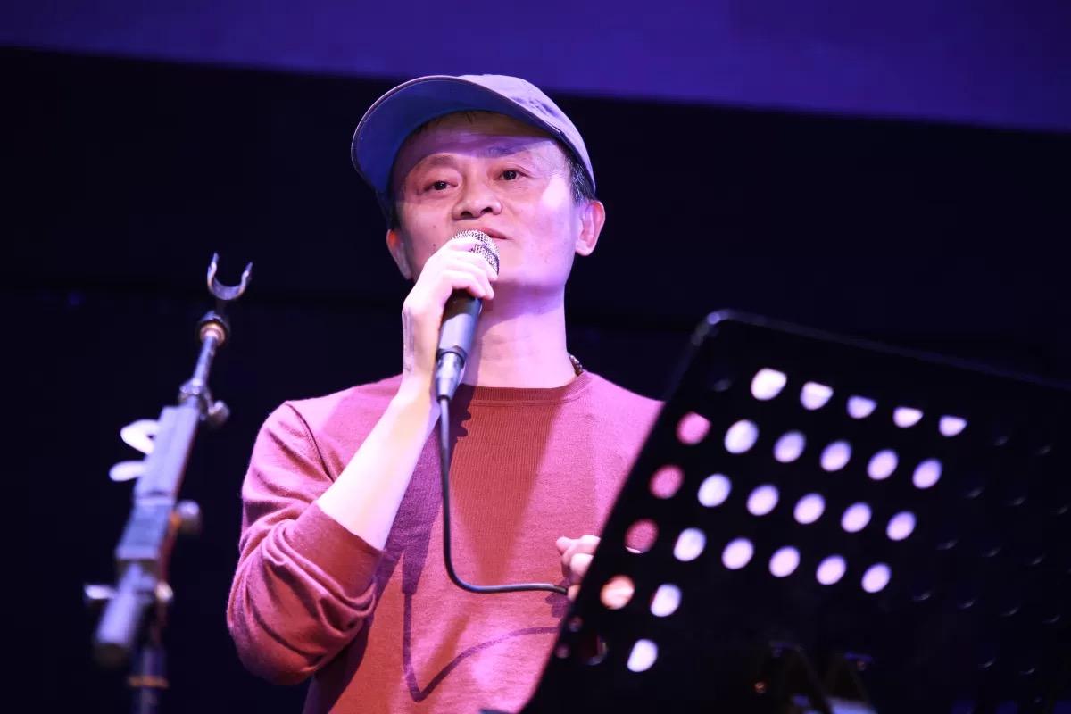 外地人在一堆广州人面前唱粤语歌是种怎样的体