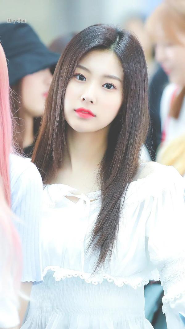 壁纸izone姜惠元合集