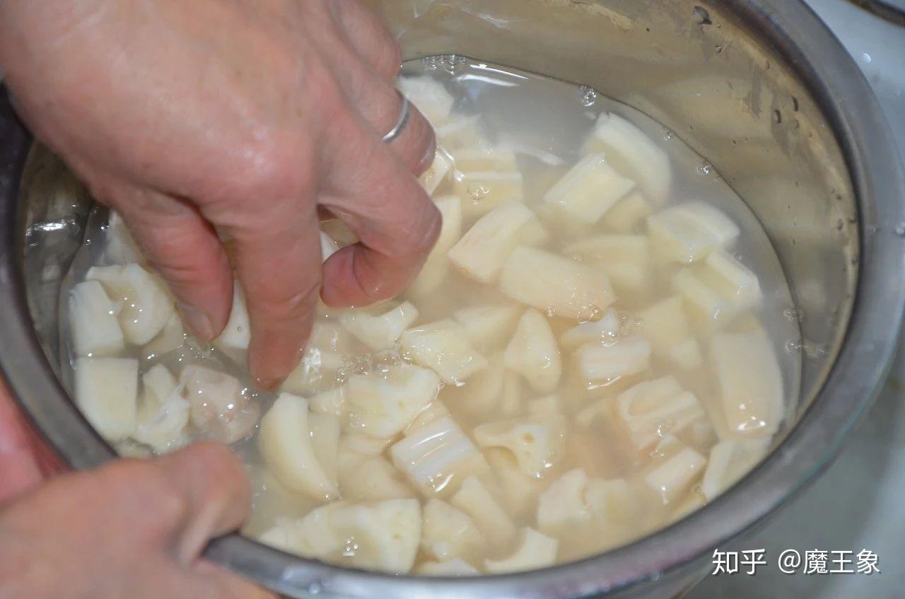 青蒜辣椒炒豆干这样做，又香又辣，做法简单，10分钟就出锅！