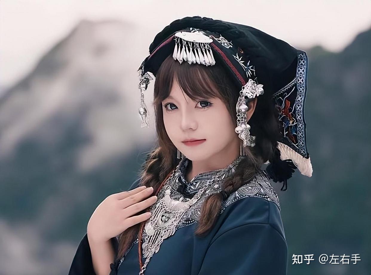20岁机车女网红"欧可爱"因车祸溺水离世,肇事司机16岁!