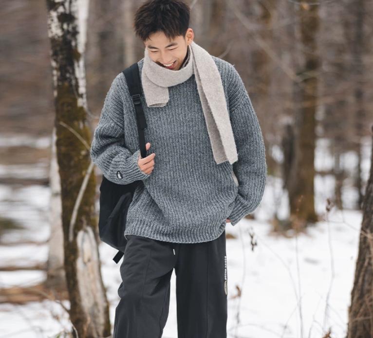 春季秋冬季男生毛衣针织衫推荐:精选10款适合春秋冬季穿搭的男装毛衣