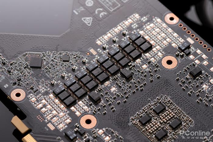 索泰rtx3090tiampextremeholo显卡评测外观亮眼的非公卡皇