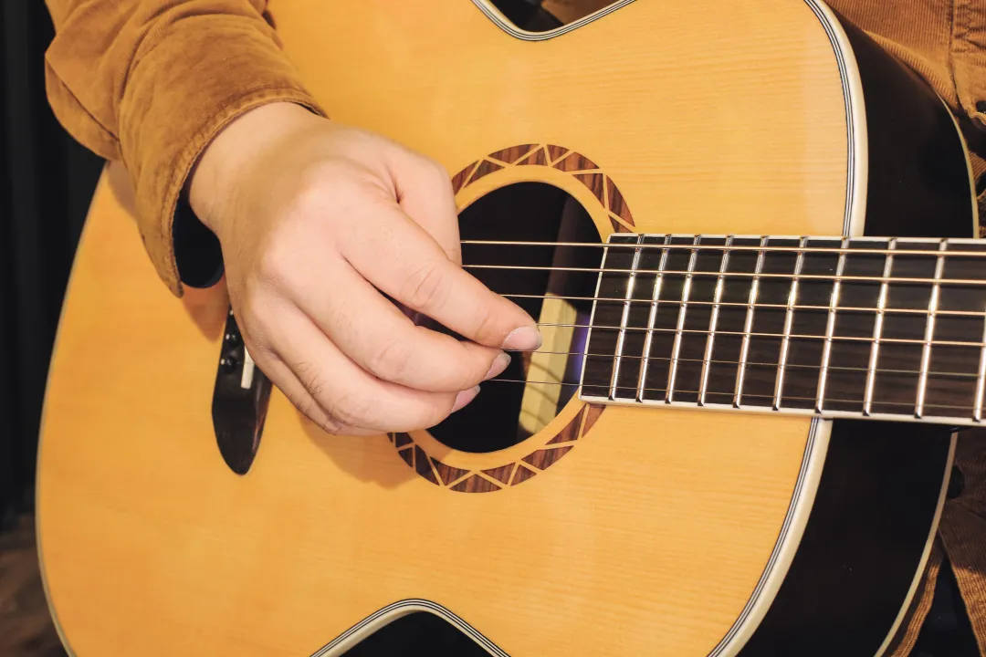 吉他自学一定要注意的四个雷区90的学习者都踩过