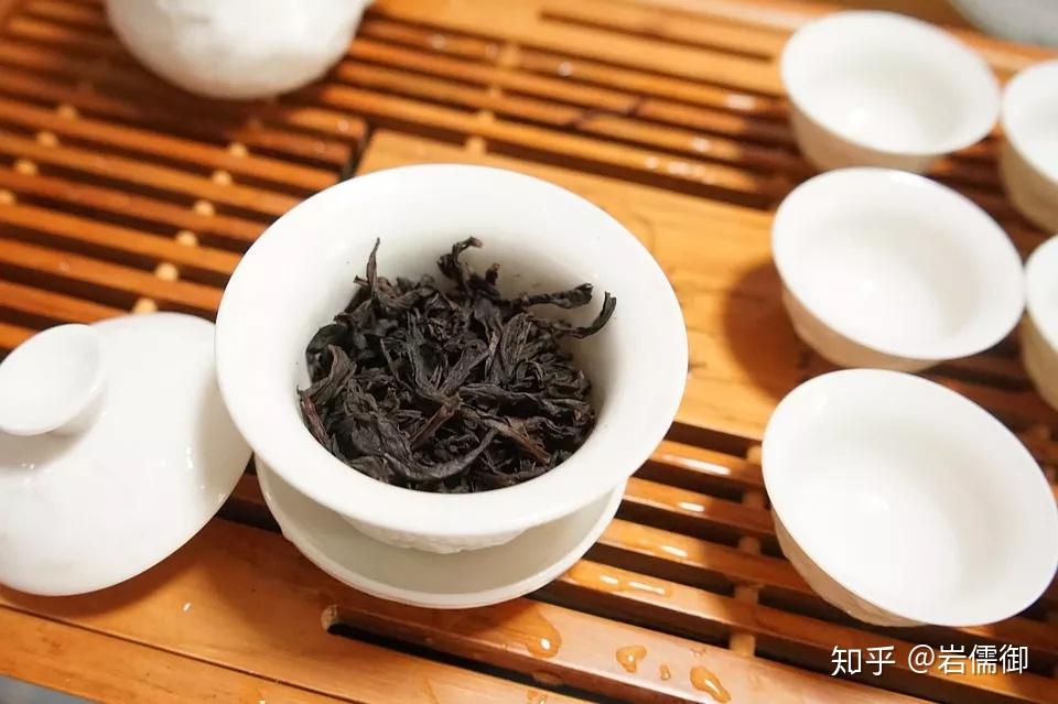 一年四季怎麼喝茶每天該喝多少茶