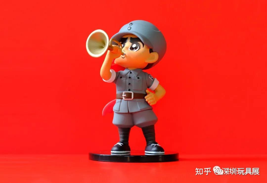 天安门文创出品的首款红色题材公仔——"星火燎原"系列兵偶日前上市.