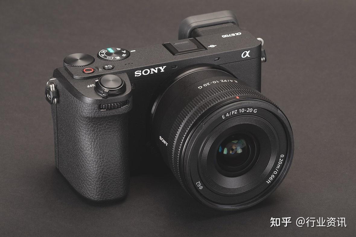 索尼a6700也具有机身防抖性能,不过索尼a6700防抖方面远不如佳能r7