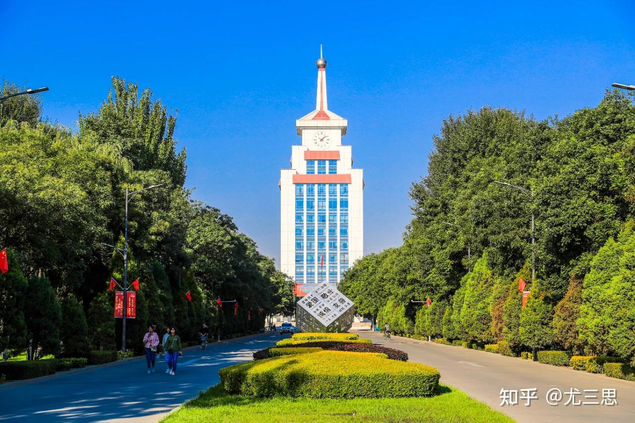 北方民族大学坐落在银川市直属国家民委的一所综合性普通高校