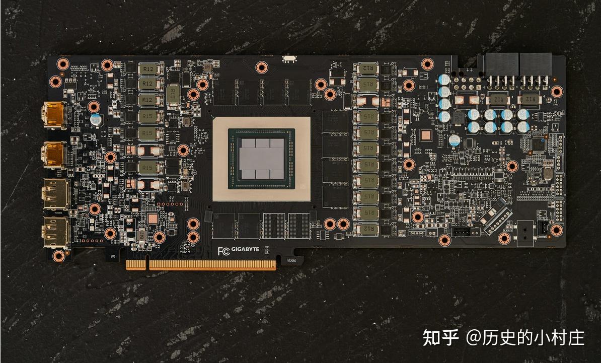 由于rx 7900系列显卡采用了小芯片设计,芯片结构与上代有明显不同.