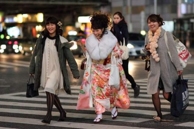 街拍!日本东京街头的美女! - 知乎