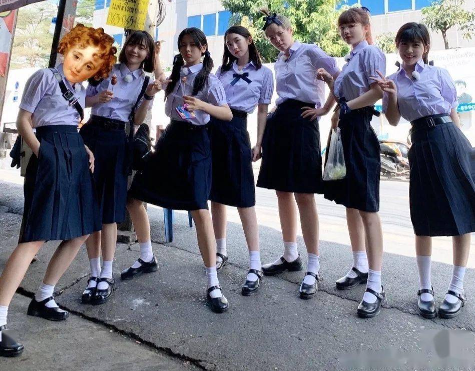 火箭少女101挑战泰国校服青春满满