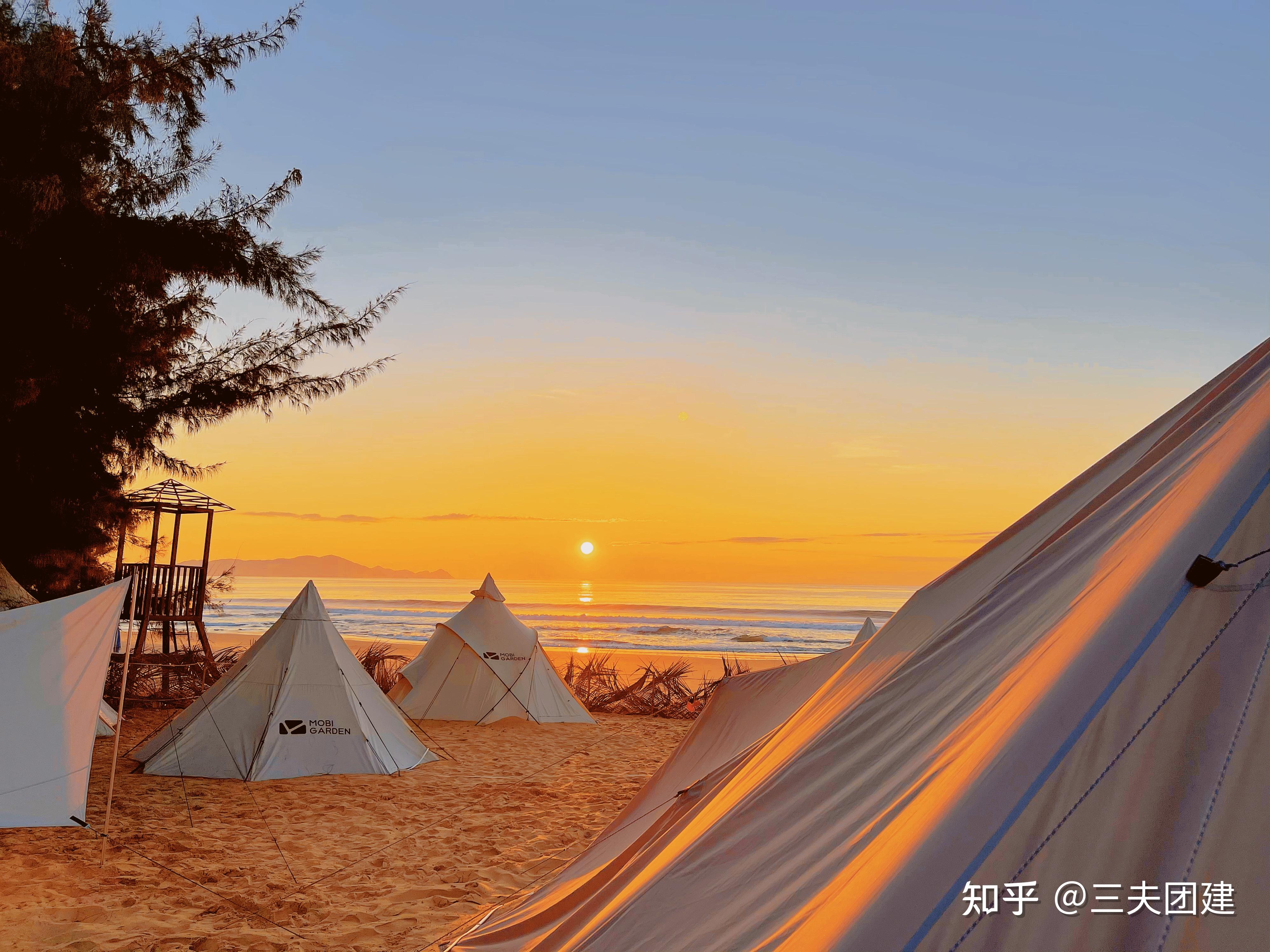 一生必体验的海边露营，和心爱的人一起看一场绝美日落_帐篷
