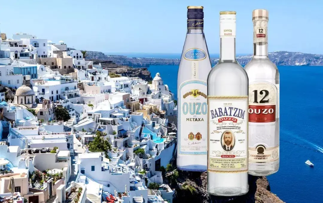 乌佐酒(ouzo)是由一种希腊的果渣白兰地「tsipouro」演化而来的茴香酒