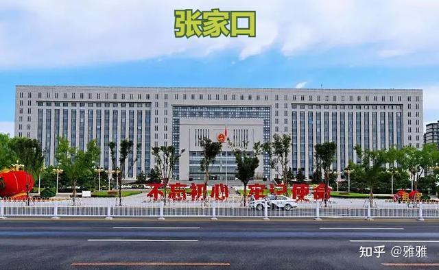 河北十一个市政府大楼对比石家庄市大气保定市朴素