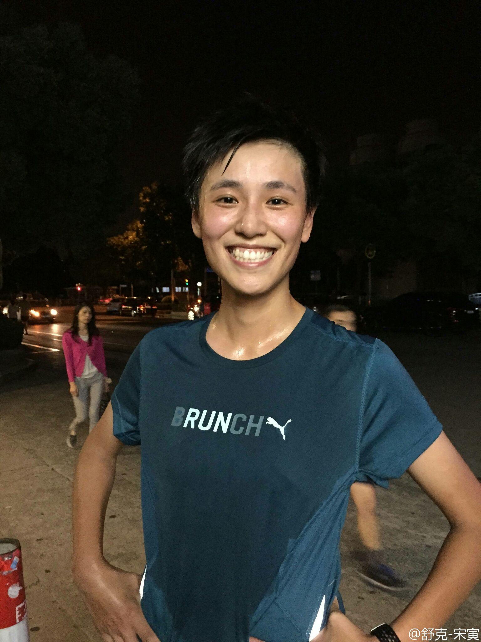 做一个很帅的女生是一种什么体验?