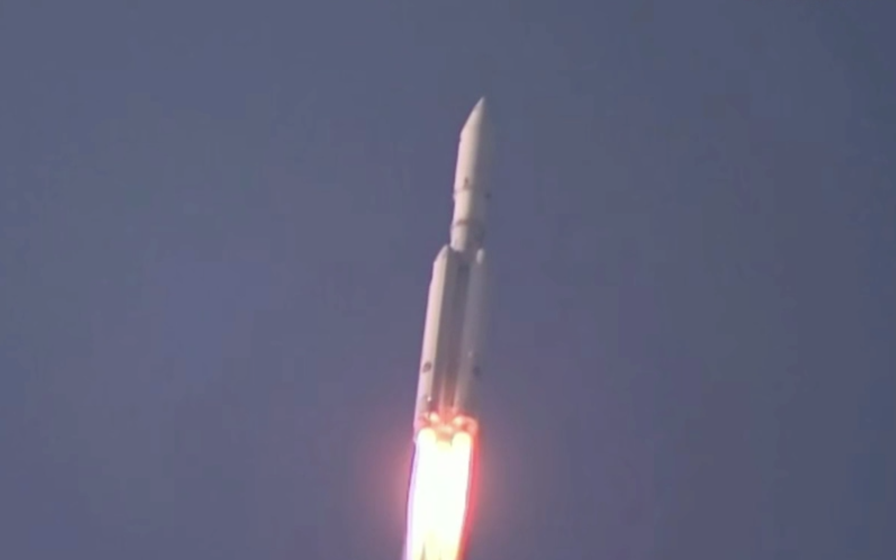 俄罗斯新一代大火箭安加拉a5成功实施东方首飞!