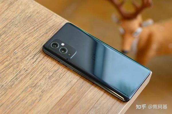 一加9和vivo iqoo7选哪一个?