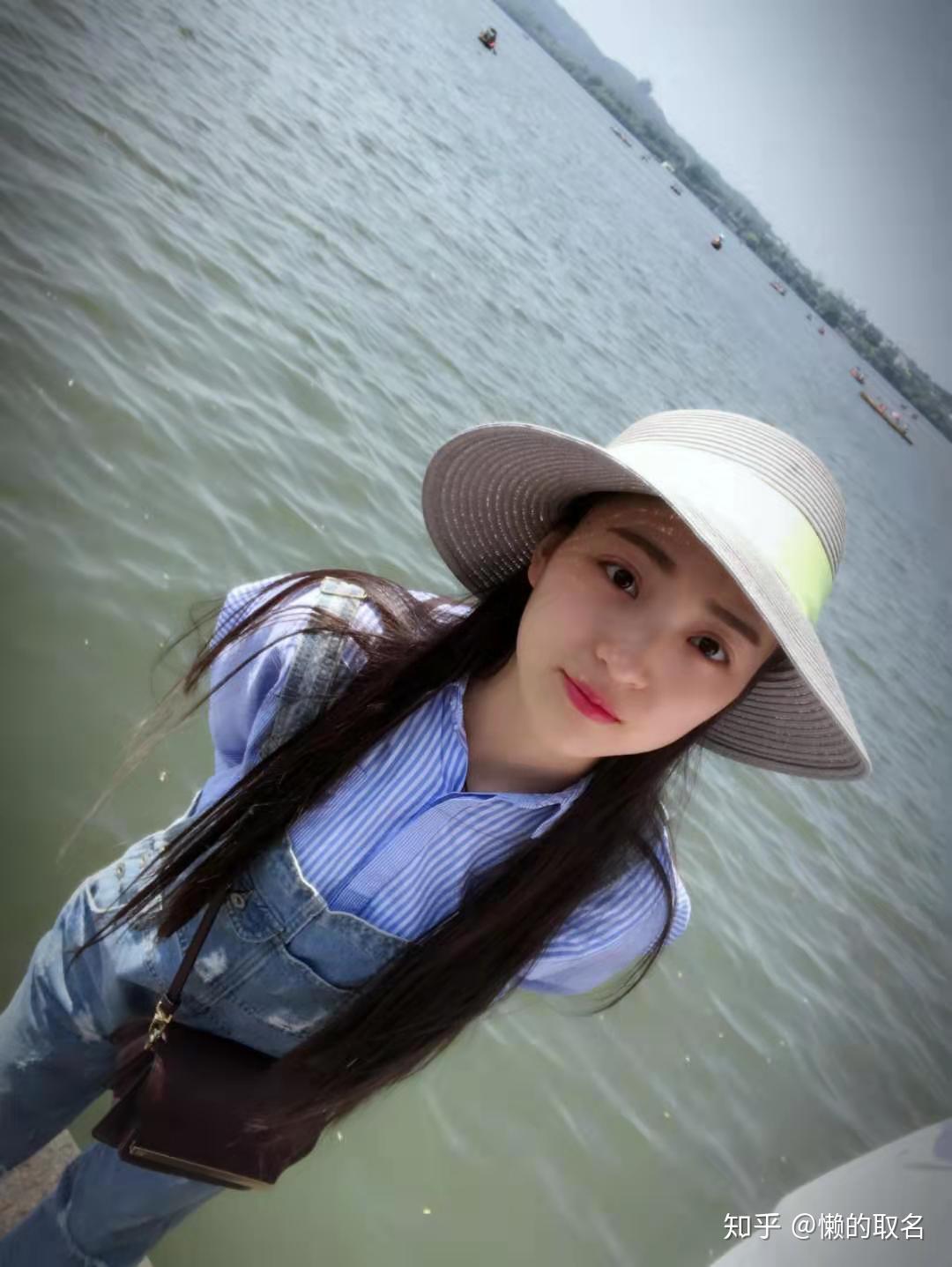 有个漂亮女朋友是种怎样的体验