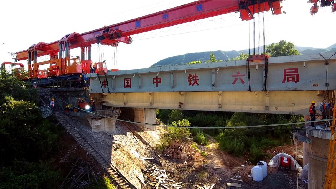 京通铁路(北京段)电气化改造换梁,框构桥顶进封闭施工正式开始