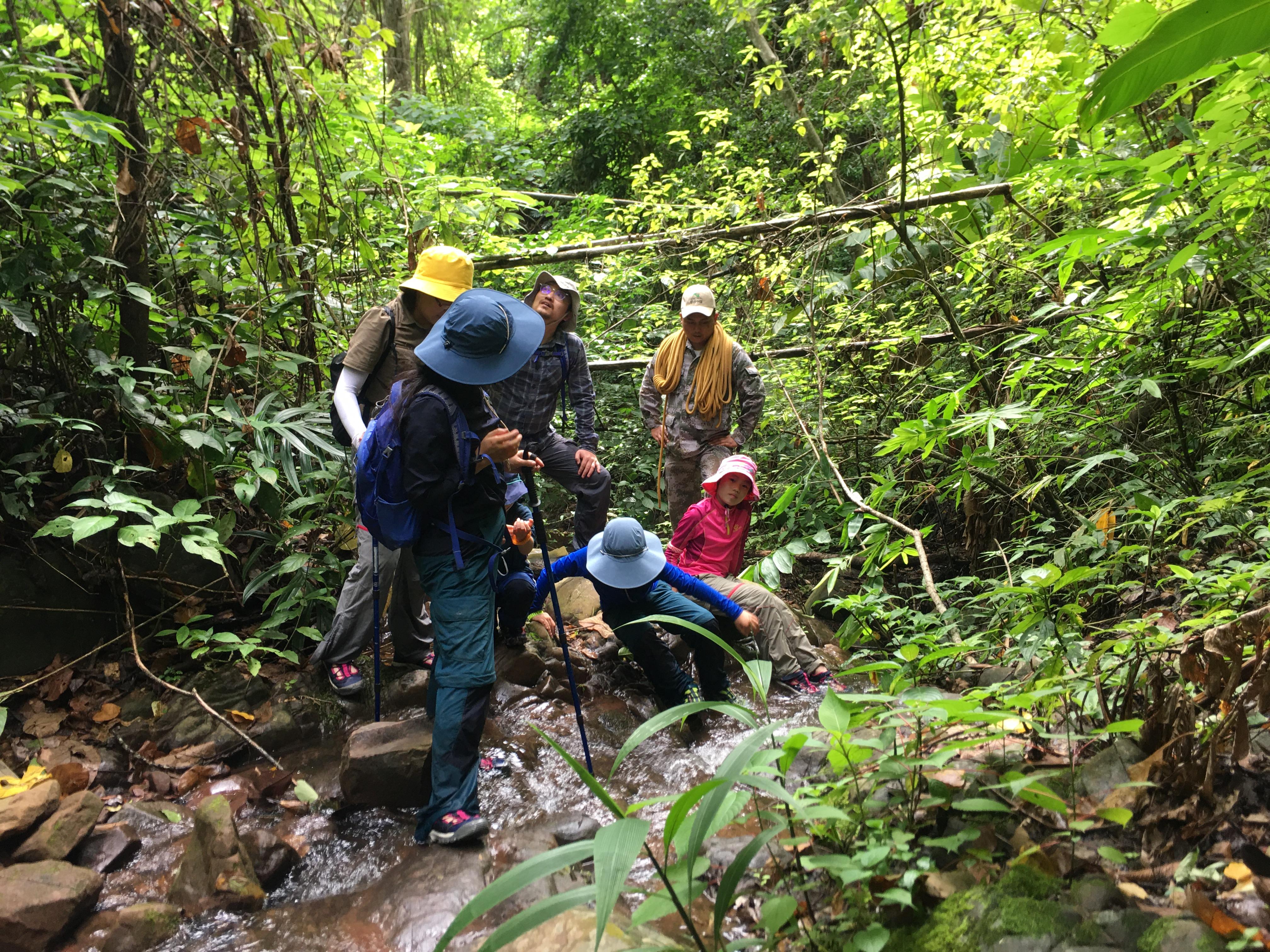 西双版纳-青少年雨林生存户外探索营