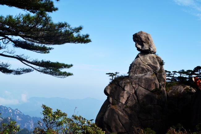 本圖摘選自網絡本圖摘選自網絡主要景點有:東方女神,巨蟒出山,猴王