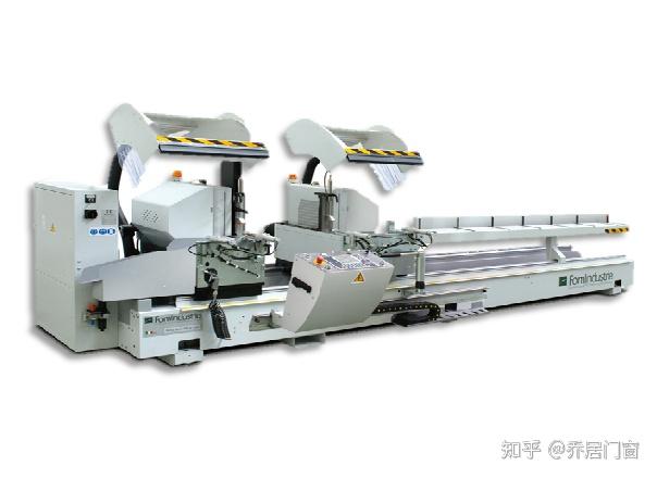 自动上下料,软件互联,高效率,高精度意大利飞幕数控自动锯切设备 数控