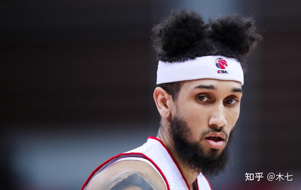 布克44分摩尔55分cba小外援单骑难救主