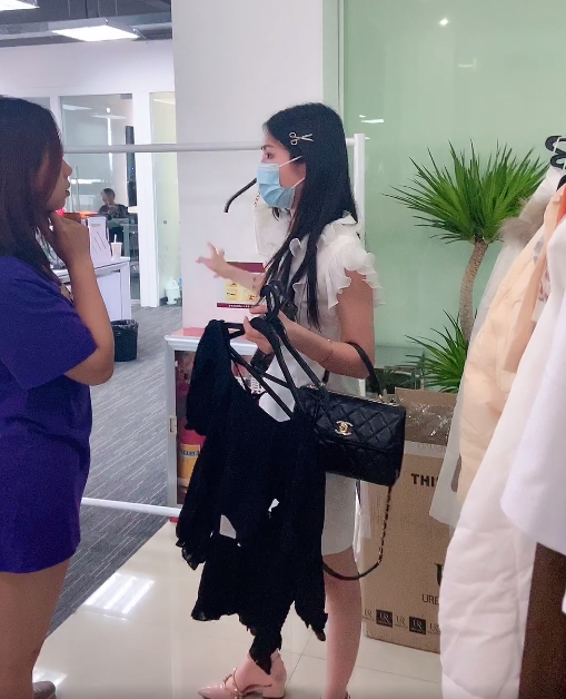 最新资讯丨怪兽引擎主播"白米"&ur首个抖音专场完美收官 - 知乎