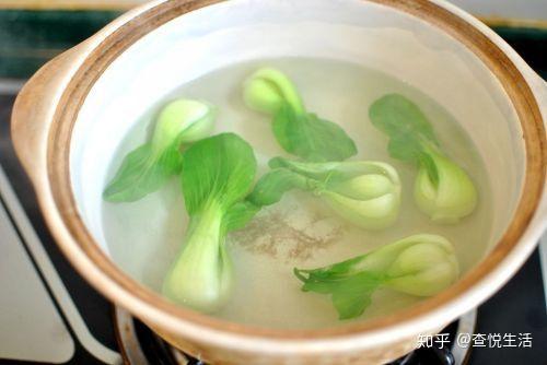 什么菜有草酸必须焯水 v2-cc0b1d8377bfe9e58a7ea2dbbcbdb98d_r.jpg