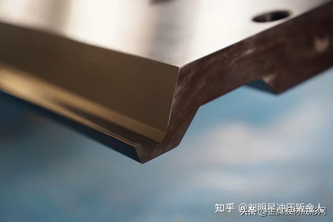「MFC推荐」小知识 | 蓝昊7字型折弯刀有何过人之处？ - 知乎