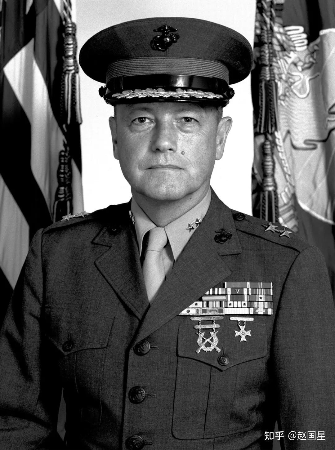 一等兵史蒂夫·欧姆斯特德(steve olmstead)回忆说"迫击炮穿过帆布罩