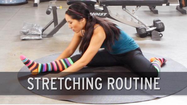 动作质量:拉伸的时候做到力所能及就好,肌肉感到抻拉感而不是过度疼痛