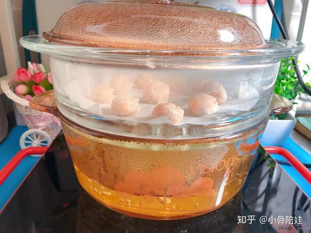 怎样给宝宝蒸虾丸 v2-cc7dc295738e934c3e0ec72699b57f89_r.jpg
