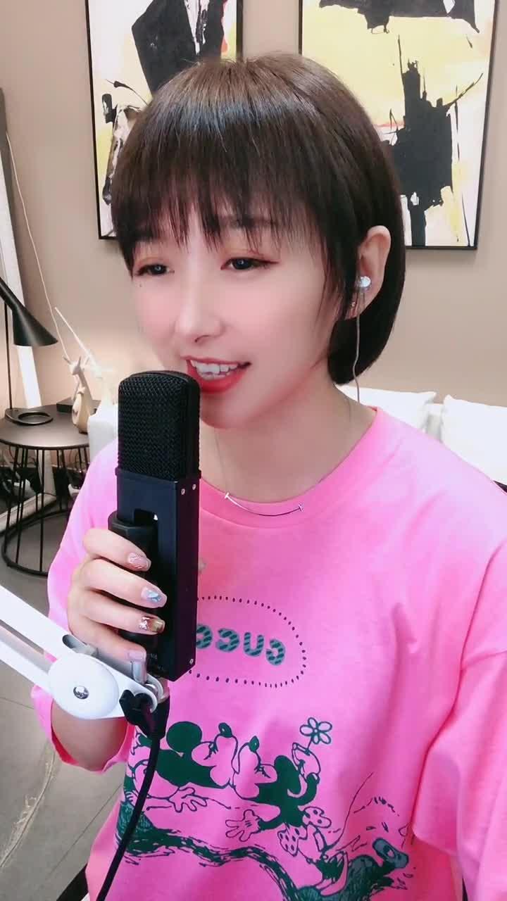 梁红演唱会图片