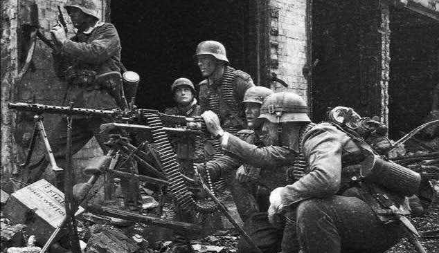 许特根森林战役二战西线最后的鏖战德军心中的血雾之森