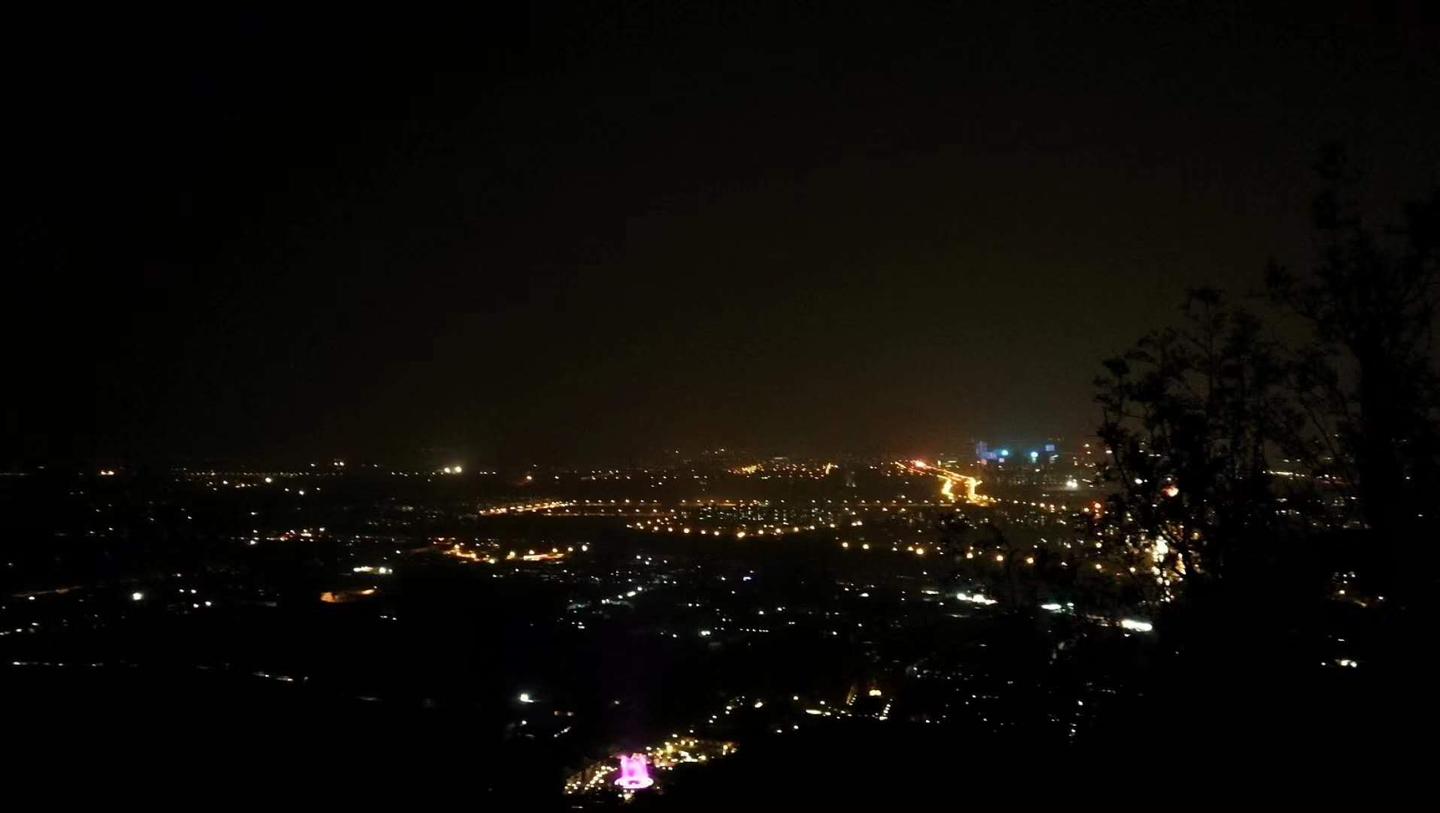 夜游百望山