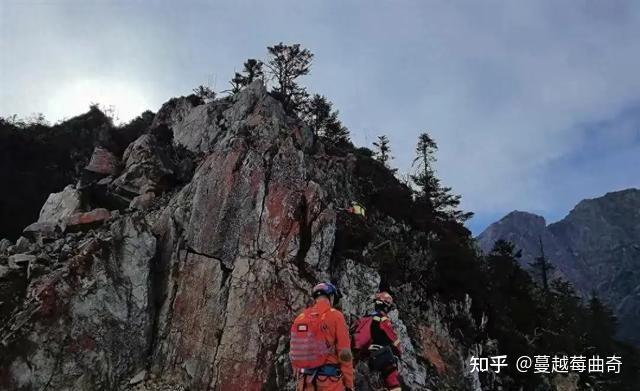 四川九峰山失联9人已找到8人,驴友:当地路况复杂,山上没信号 - 知乎