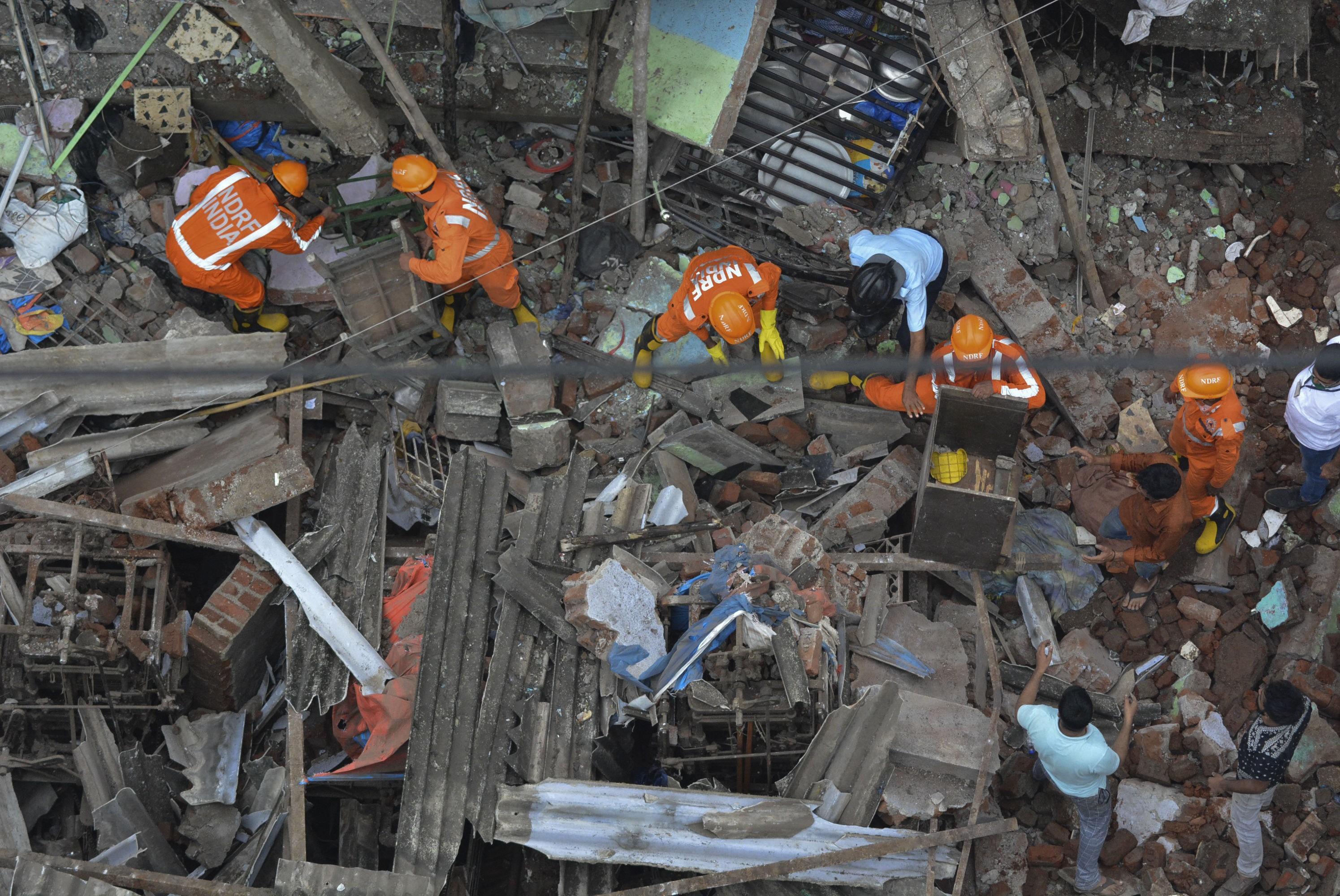 建筑工地安全事故照片图片