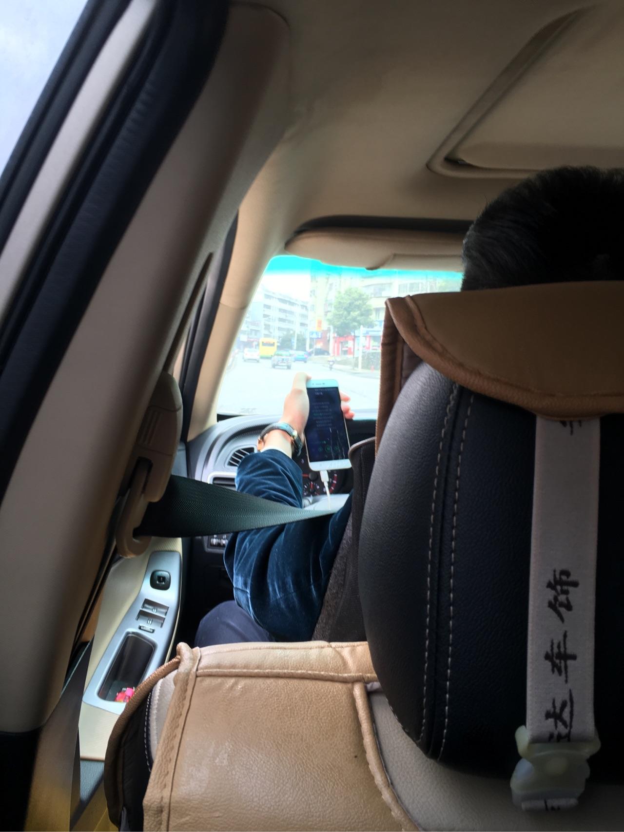 你在乘坐出租车或网约车时发生过哪些让你难忘的故事