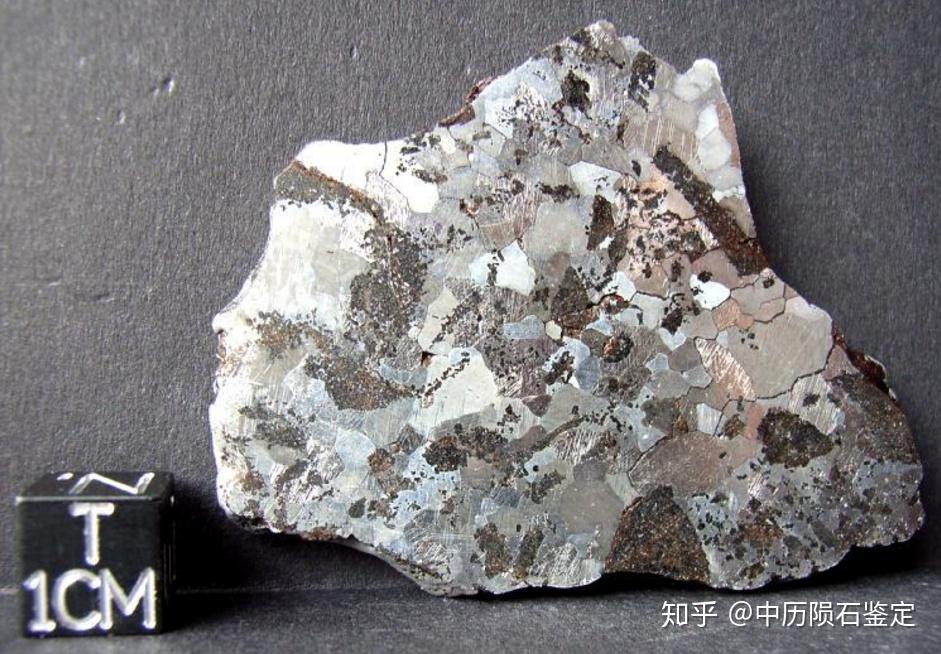 陨石虽然值钱知晓内部结构的人却不多
