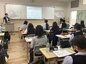 请输入图片描述