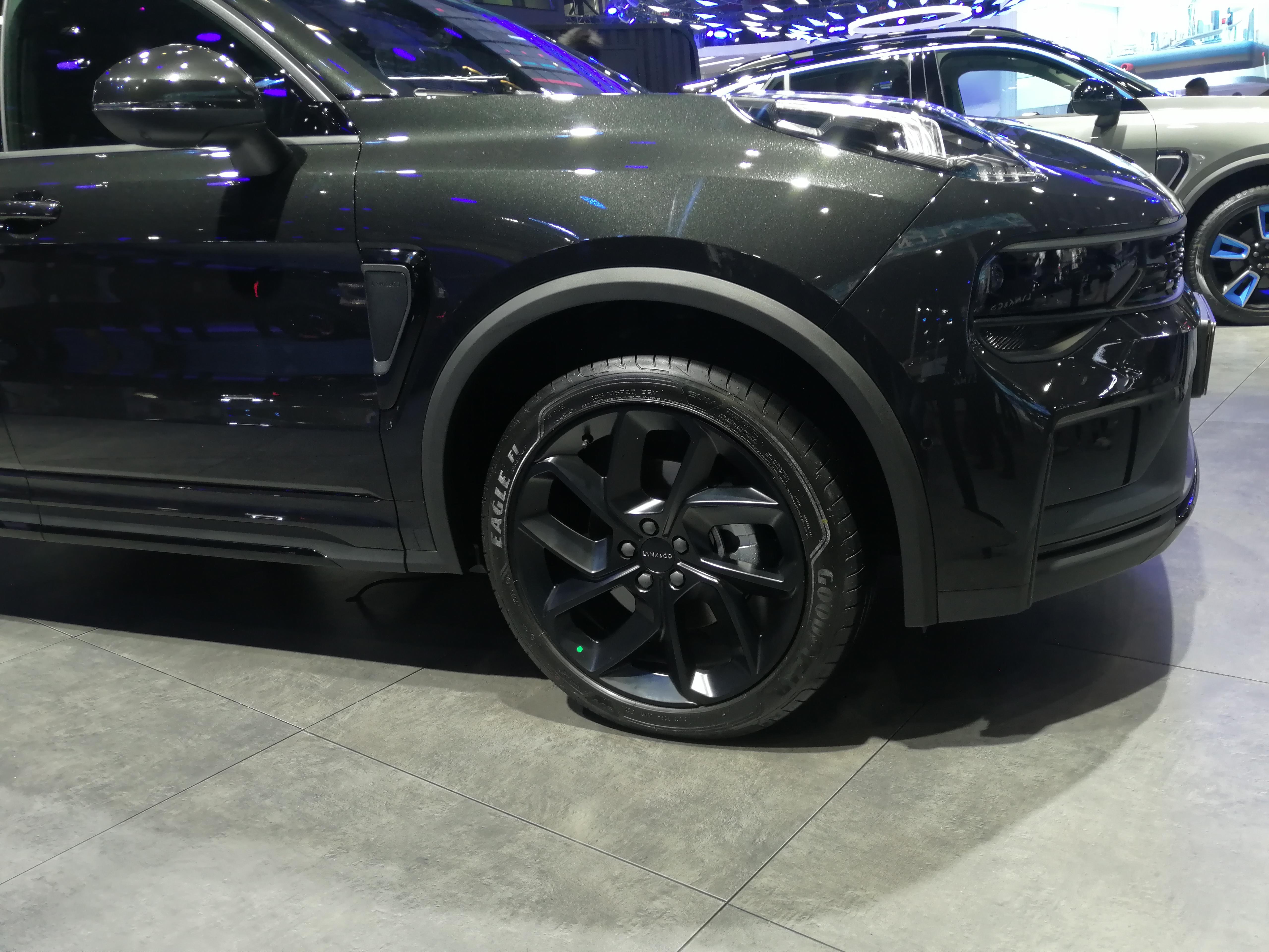 2020广州车展全新领克01两驱版开启预售