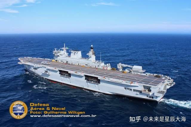 大西洋号原本为英国海洋号两栖攻击舰,该舰于1994年开工建造,1995年
