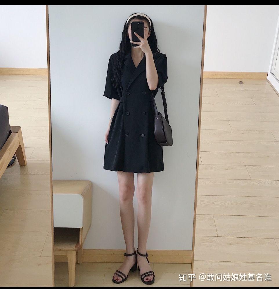 连衣裙推荐学生党白色 v2-ce6f9e1268507c05af9694c7445ee679_r.jpg