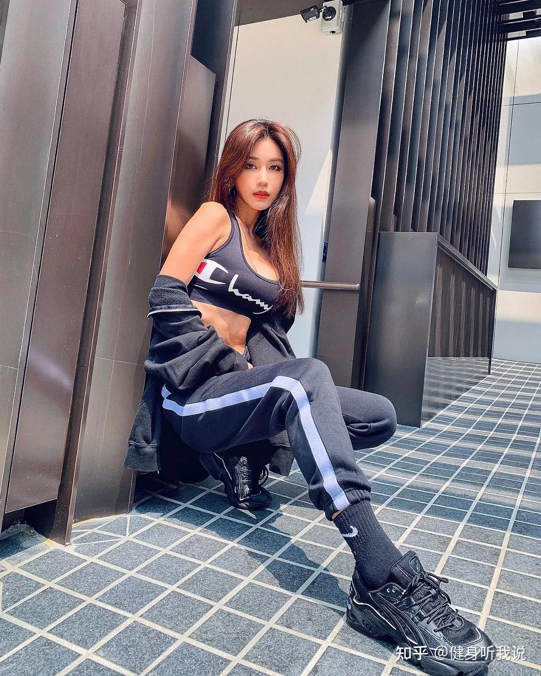 夜店最火dj女网友都在馋她的身子