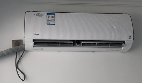 qsy:「空调拆机」美的i青春2 一级变频 1.5匹 1.