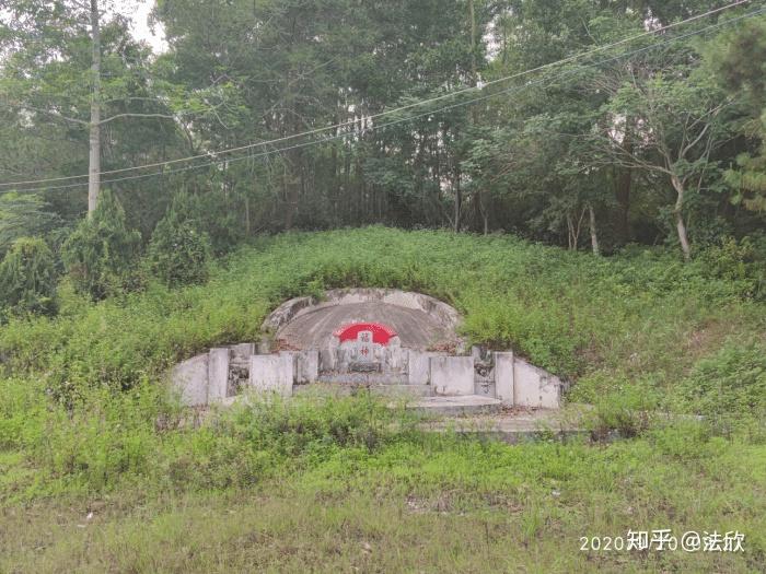 黄俊仁风水团队考察传说中的七濑下洋风水宝地余文英墓