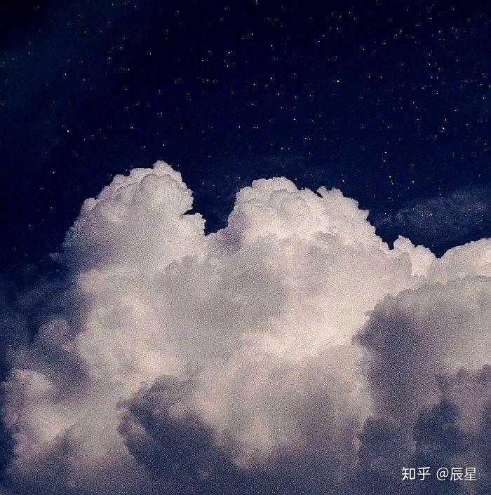 有哪些好的图片适合作qq自定义主题或者微信聊天背景?