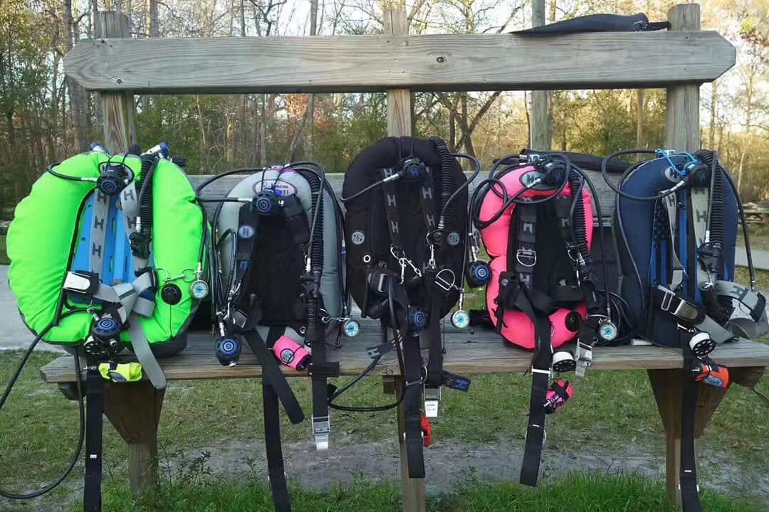 解读halcyon|水肺潜水,如何挑选一套适合自己的背飞?