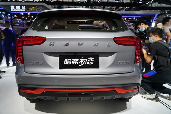 年轻人的第一台suv哈弗初恋公布预售价89万起