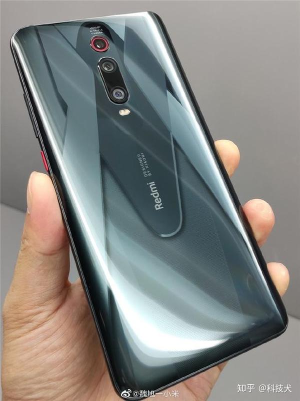 总监@魏旭一小米 在微博放出了redmi k20 pro漫威英雄限量版的真机图